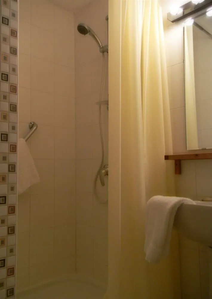 Logis Hotel La Caravelle 圖盧茲