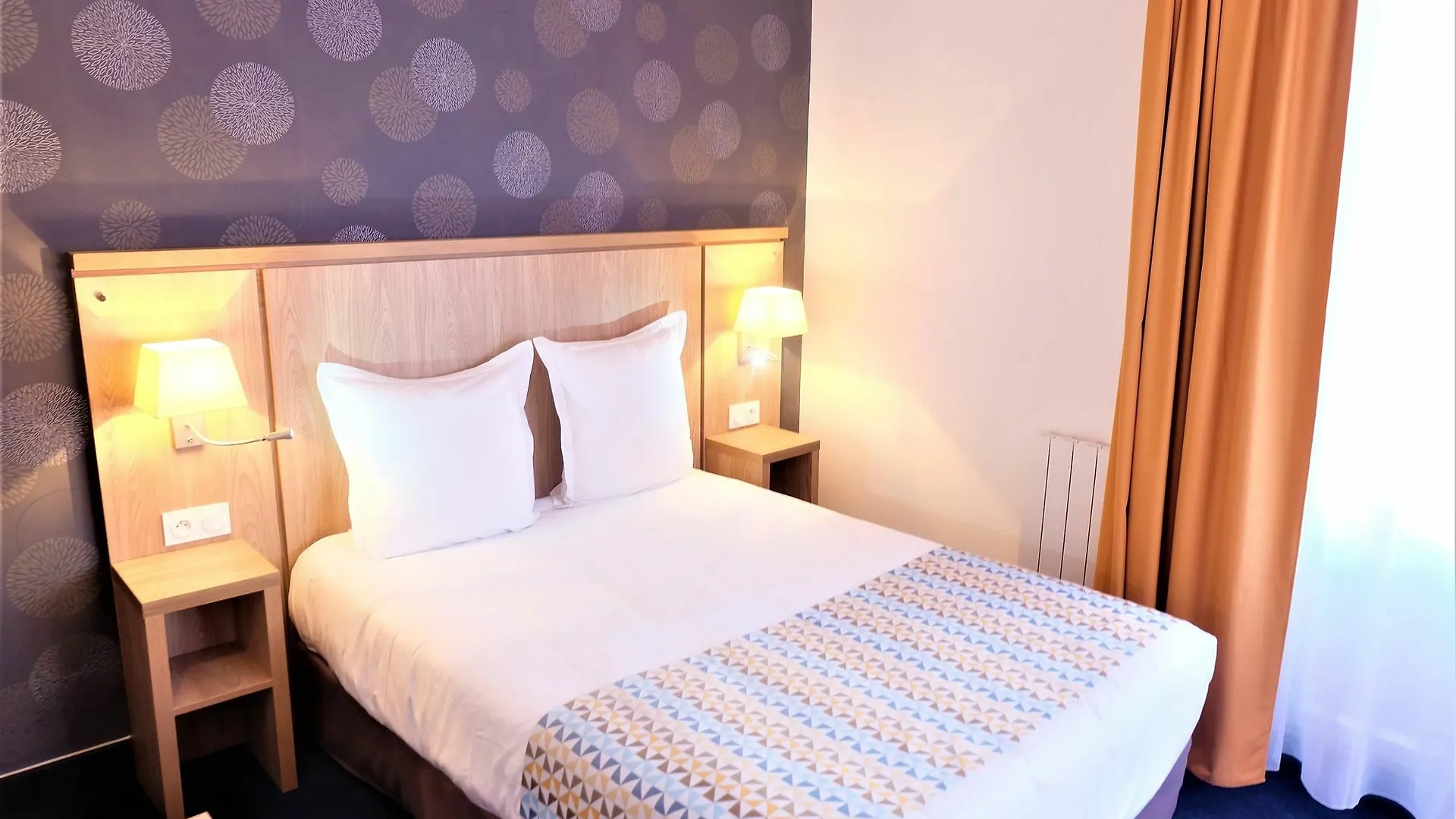 Logis Hôtel La Caravelle Toulouse Hotel
