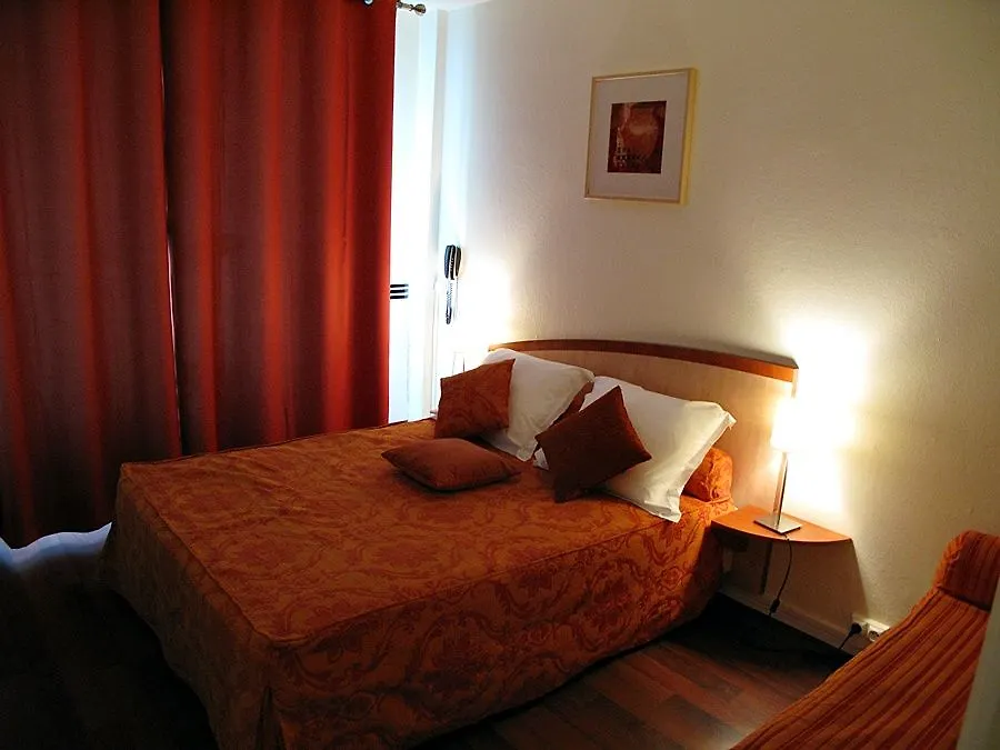 Logis Hotel La Caravelle Toulouse 3*,